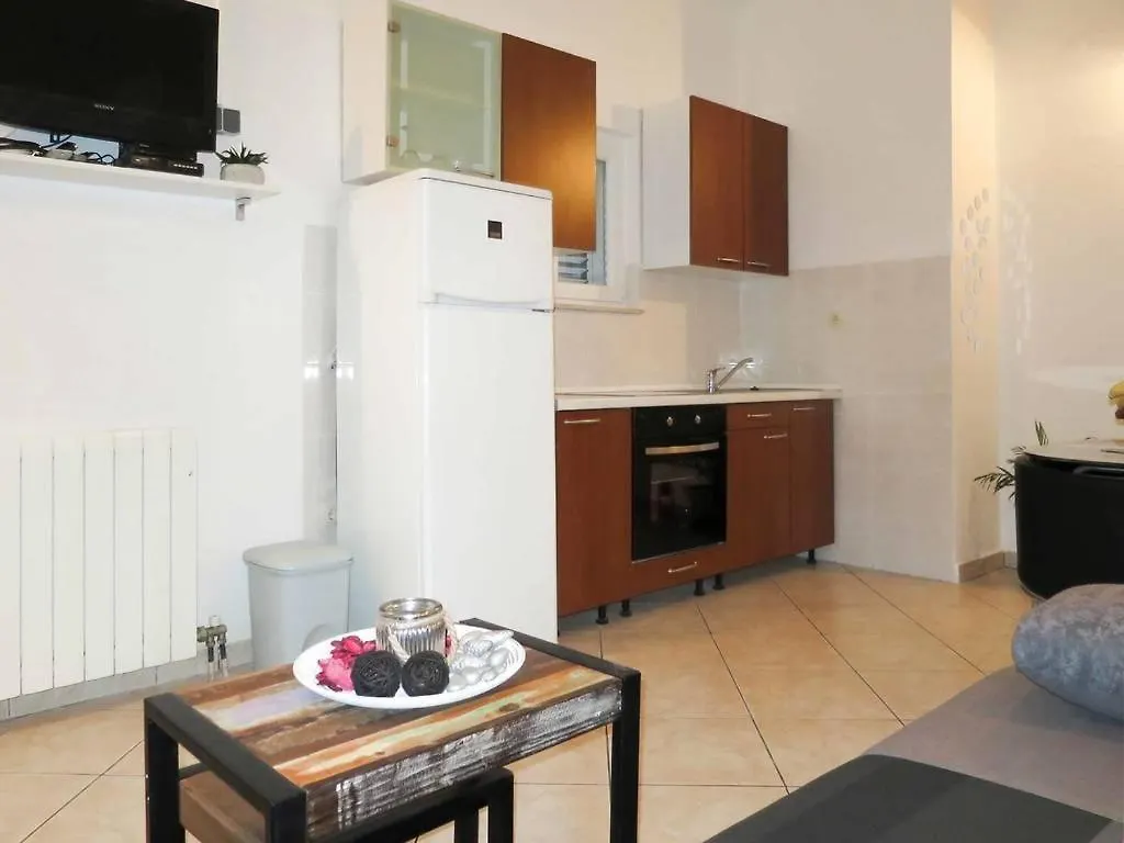 Family Friendly Apartments With A Swimming Pool Arbanija, Ciovo - 16478 Трогир 0*,  Хорватия