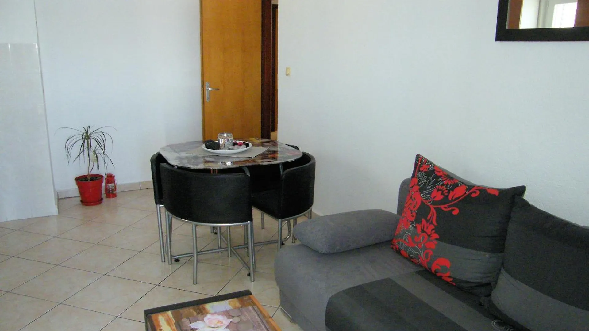Family Friendly Apartments With A Swimming Pool Arbanija, Ciovo - 16478 Трогир 0*,  Хорватия